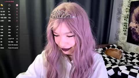 Lola online show from October 22, 8:43 pm