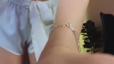 Kate online show from June 18, 1:49 pm