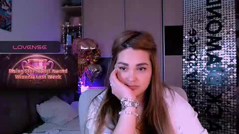 libra_mia online show from December 2, 6:17 pm