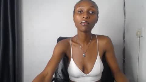 Juicy pinkpussy online show from January 15, 7:22 pm