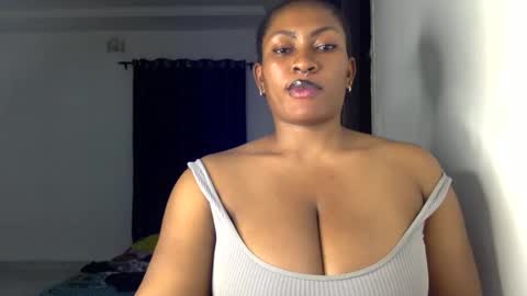 Snapshot of lick_my_pussyyy226651 chatting on September 19, 11:41 pm caira online show from September 19, 11:41 pm