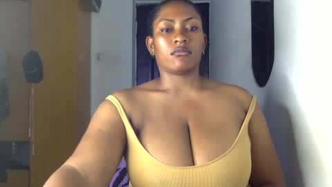 Snapshot of lick_my_pussyyy226651 chatting on March 8, 1:39 am caira online show from March 8, 1:39 am
