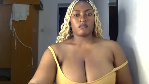 Snapshot of lick_my_pussyyy226651 chatting on February 11, 10:18 pm caira online show from February 11, 10:18 pm