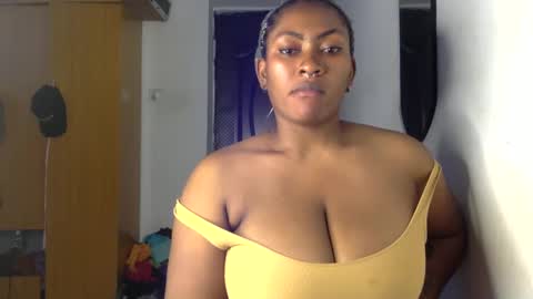 Snapshot of lick_my_pussyyy226651 chatting on February 28, 5:59 am caira online show from February 28, 5:59 am