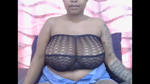 lickabletash98 online show from September 24, 7:37 am