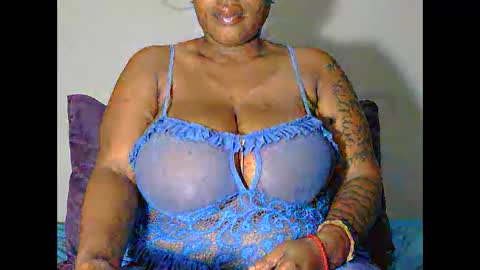 lickabletash98 online show from February 11, 5:16 am