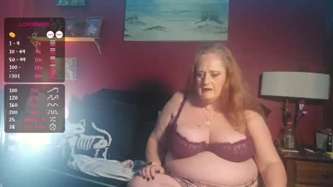 Snapshot of lickienickie chatting on September 20, 6:16 am Lickie Nickie online show from September 20, 6:16 am