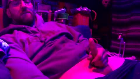 IM A BAD DAWGY WOOF WOOF online show from November 13, 2:25 am