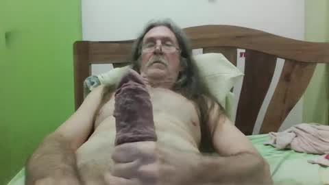 lickittostickit online show from September 20, 7:11 am