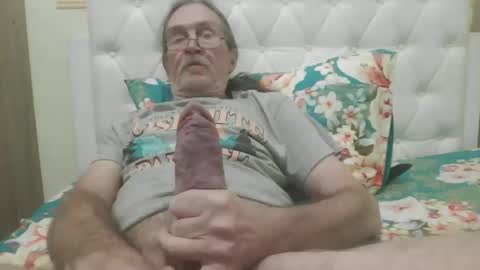 lickittostickit online show from January 24, 4:16 am