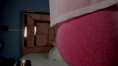 licky_lov online show from October 10, 3:34 am