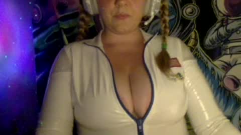 lidlblonde online show from June 27, 4:07 am