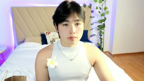 emjay online show from August 4, 6:59 pm
