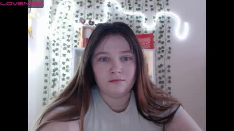 Snapshot of light_lunaa chatting on January 12, 3:28 am light_lunaa online show from January 12, 3:28 am