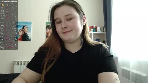 Snapshot of light_lunaa chatting on February 12, 10:24 am light_lunaa online show from February 12, 10:24 am