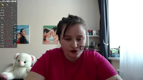 Snapshot of light_lunaa chatting on February 14, 10:17 am light_lunaa online show from February 14, 10:17 am