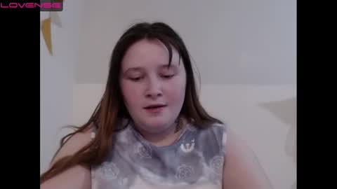 Snapshot of light_lunaa chatting on January 8, 11:54 am light_lunaa online show from January 8, 11:54 am