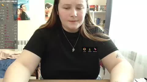 Snapshot of light_lunaa chatting on February 20, 7:34 am light_lunaa online show from February 20, 7:34 am