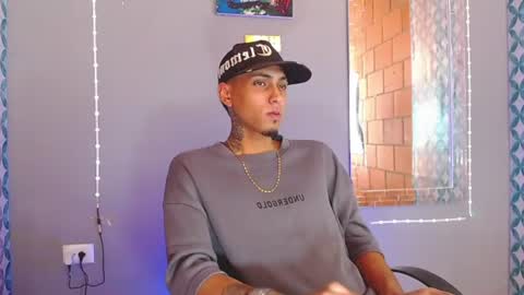 Daniel online show from June 22, 9:00 pm
