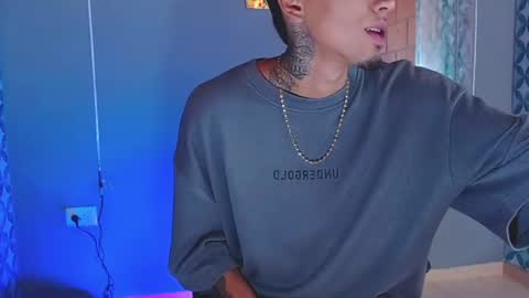 Daniel online show from July 28, 8:52 pm