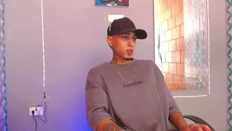 Daniel online show from June 20, 8:48 pm
