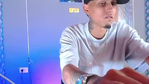 Daniel online show from July 22, 9:28 pm