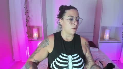         online show from May 29, 11:41 am