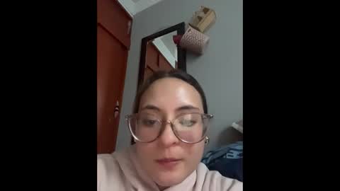 liilaaaa23 online show from October 10, 10:25 pm