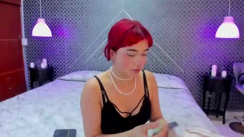 Snapshot of liilith_bloom chatting on September 8, 9:03 pm Lilith online show from September 8, 9:03 pm