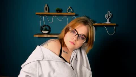 lika_pop online show from November 24, 7:34 pm