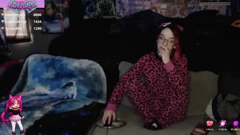 LikeMyAshe online show from February 7, 5:40 pm