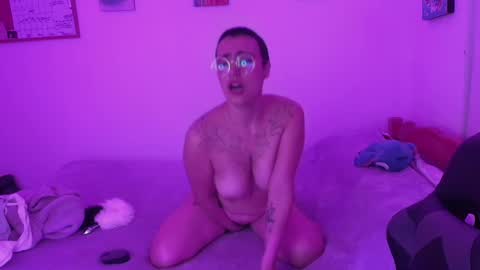 im MIA  -- MY OF is catsito3 online show from March 9, 9:57 am