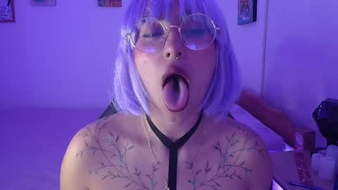 im MIA  -- MY OF is catsito3 online show from February 11, 5:05 am