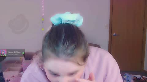 Lil Alison Heart online show from January 14, 4:39 pm