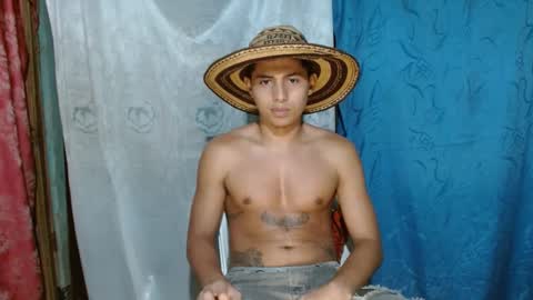 lil_condor_baby online show from October 12, 2:04 am