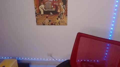 Lisaa online show from December 19, 2:34 am