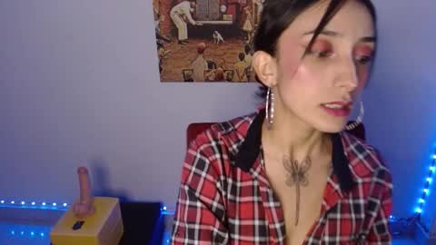 Lisaa online show from January 10, 2:04 am