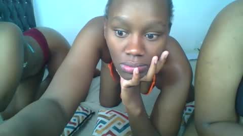 lil_meg online show from February 19, 12:04 pm