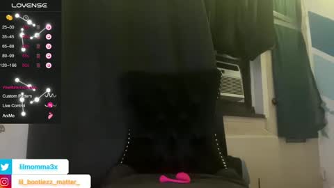 MOMMA LUV online show from December 22, 11:00 am