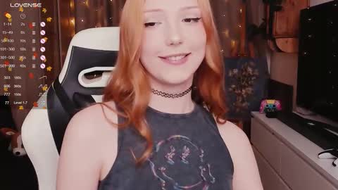 Val online show from October 14, 1:36 pm