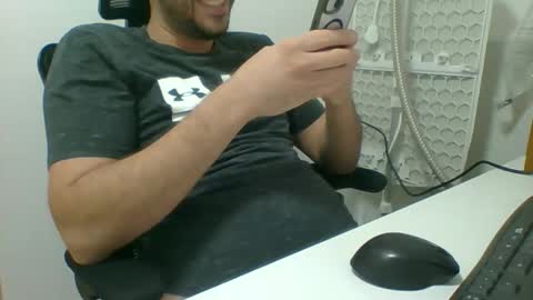 lil_sso online show from November 30, 11:17 am