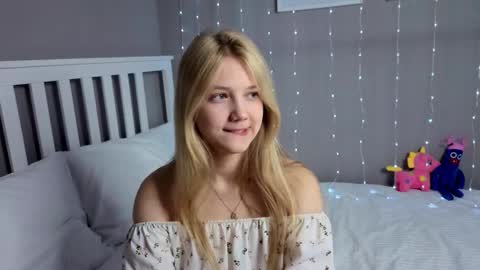 Emma online show from January 7, 10:09 am