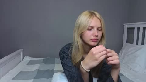 Emma online show from September 29, 10:03 am