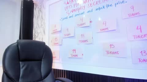 lila_cox online show from September 17, 11:02 am