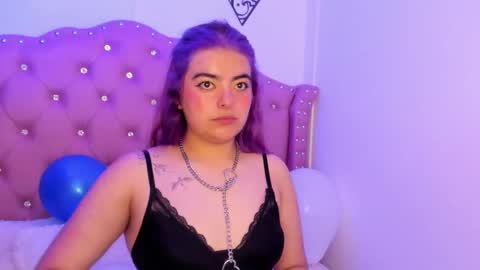 lila_cox online show from October 16, 12:27 pm