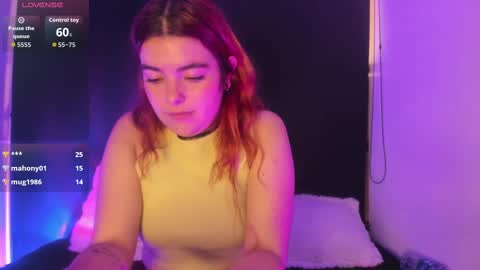 lila_cox online show from October 1, 1:32 pm