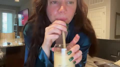 Snapshot of lila_davidson chatting on January 13, 2:00 pm lila_davidson online show from January 13, 2:00 pm