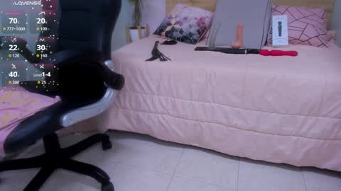 Snapshot of lila_foox chatting on September 16, 7:28 pm LILA online show from September 16, 7:28 pm
