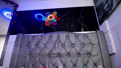   online show from March 3, 6:56 pm