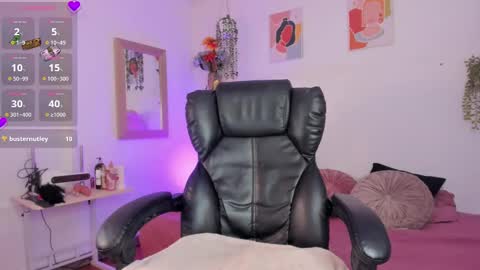 lilasweet23 online show from October 2, 7:01 pm